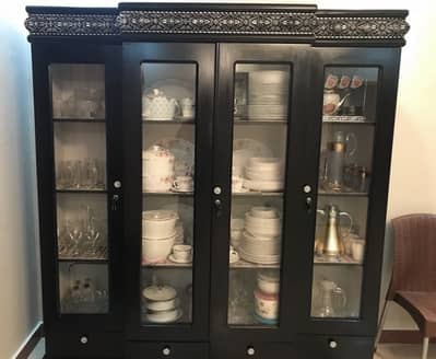 Ful new cupboard for sale condition 10/10