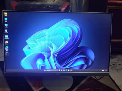 desktops All-in-one pcs core i5 10th generation  03064561110