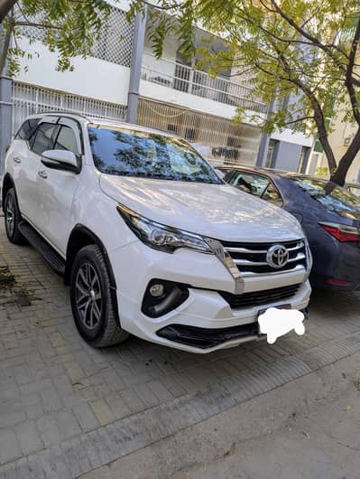 Toyota Fortuner v 4x4  2017