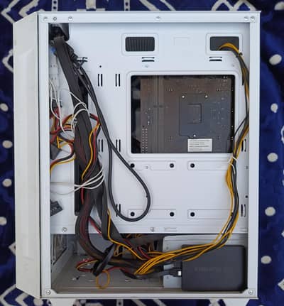 Intel Core i5-4590 3.3GHz Processor, 8GB RAM, 2GB Card, RGB Gaming PC.