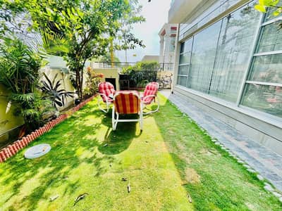 ZEEE Marketing & Builder Offers 2 Kanal Near to Lahore Ring Road Direct From Main "150" Road In DHA Phase 8 V Block Available