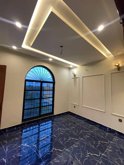 Buy A Centrally Located Prime Location 10 Marla House In Park View City