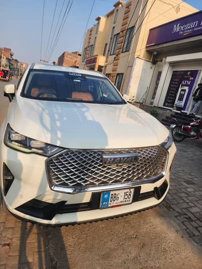 HAVAL H6 2022 model white colour