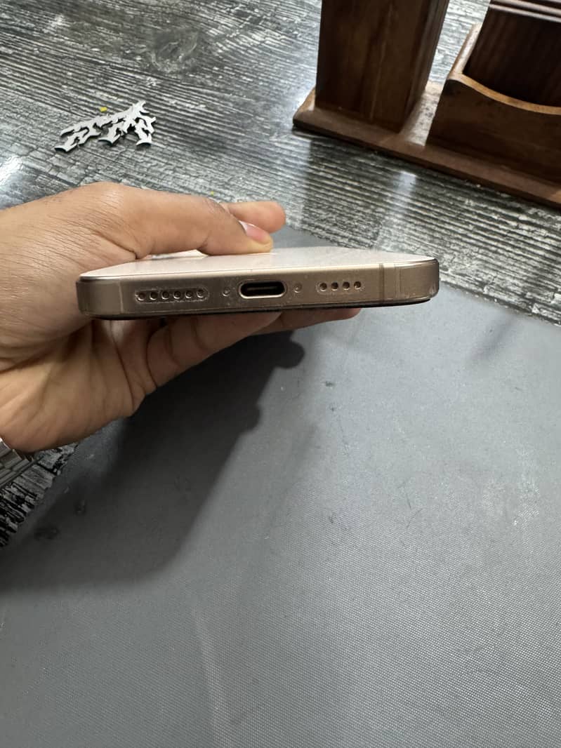 iPhone 16 Pro Max 256GB JV Non PTA  Genuine 1