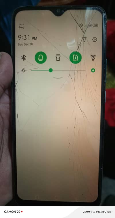 only phone glasss brake  chaska parti door rahe