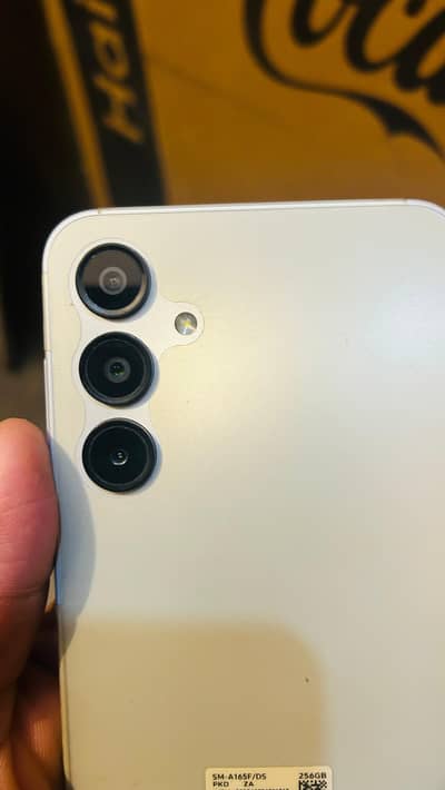 samsung galaxy a16 8GB 256GB 2 month warranty