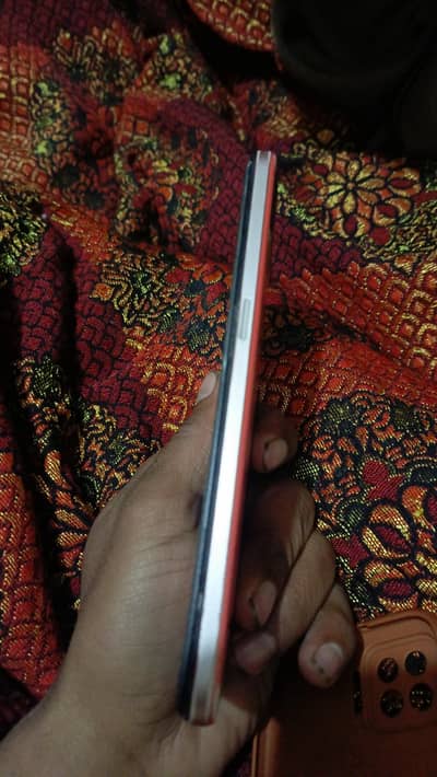 8 gb ram 128gb memory