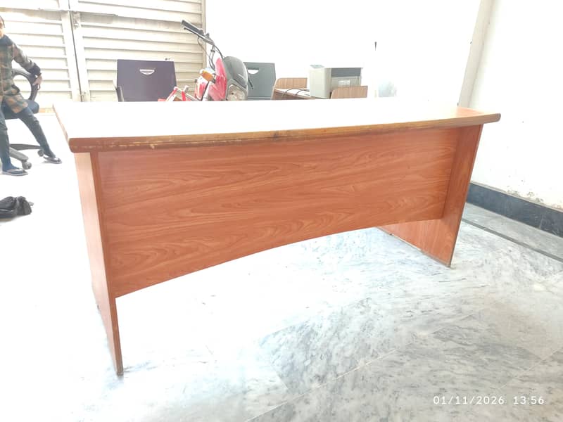 Office Table 0