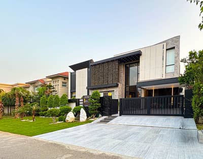 24 Marla 6 Bedrooms Fully Furnished House for Sale in Dha Lahore