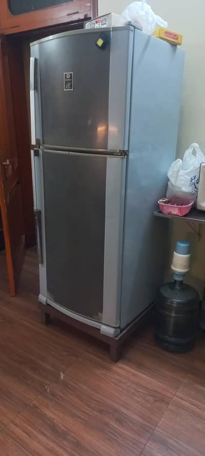 Dawlance fridge large size