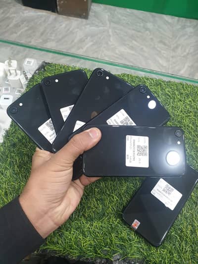 ip se 2020 64 waterpack 10/10 mdm lock