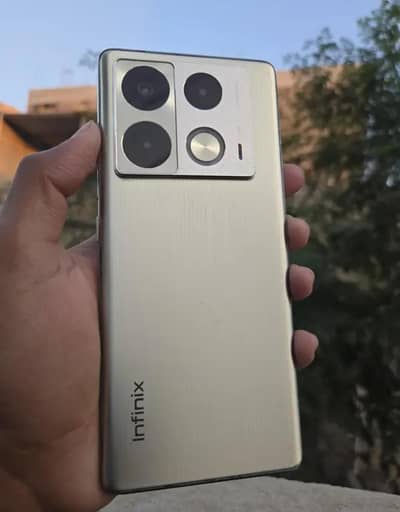 Infinix Note 40