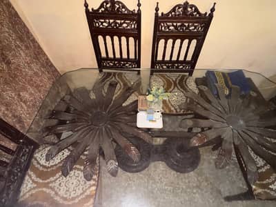 dinning table with 6 chairs