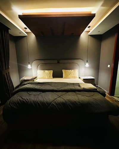 One bed apartment per day available Gulbarga green Islamabad