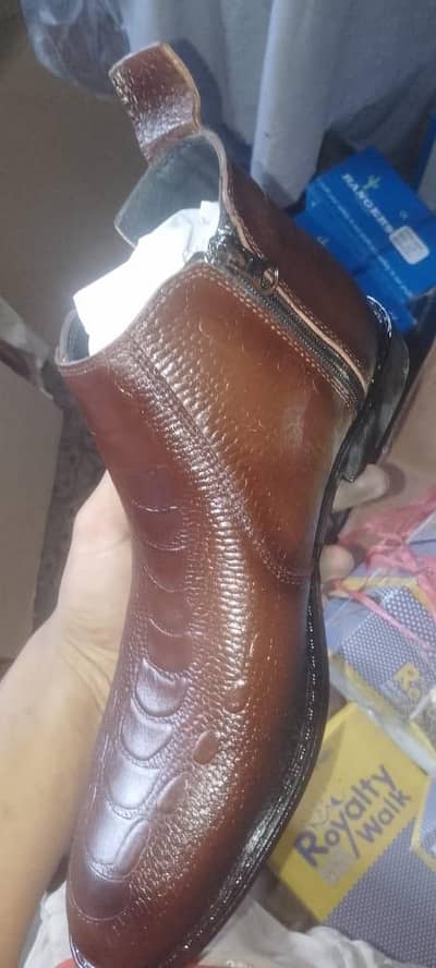 Pure leather Brand new chalsea coart shoes