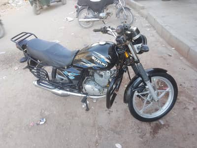 GS 150 SE 2019 Karachi Number