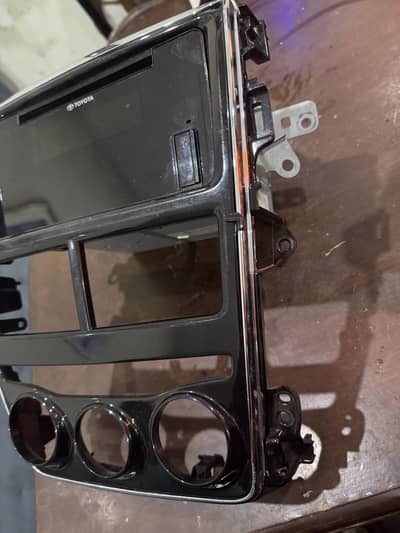 Toyota Yaris original  amplifier Tape available