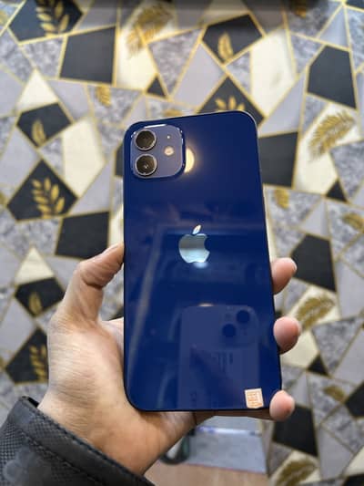 iPhone 12 jv 64gb battery health 93%