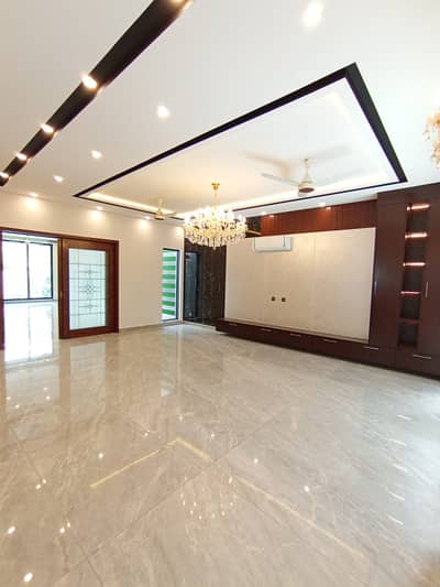Brand New 1 Kanal House For Sale Near Main Road In Model Town Lahore