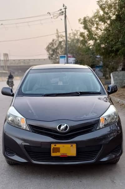 Toyota VITZ (2011-15)