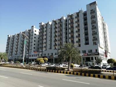 THREE BED APARTMENT 1ST FLOOR DIAMOND MALL GULBERG GREEN ISLAMABAD