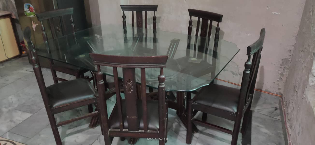 Dining Table & 2 Small Tables 5