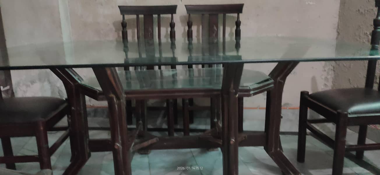 Dining Table & 2 Small Tables 7