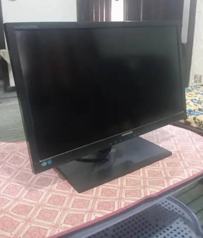 Lcd 24" Samsung Sc650