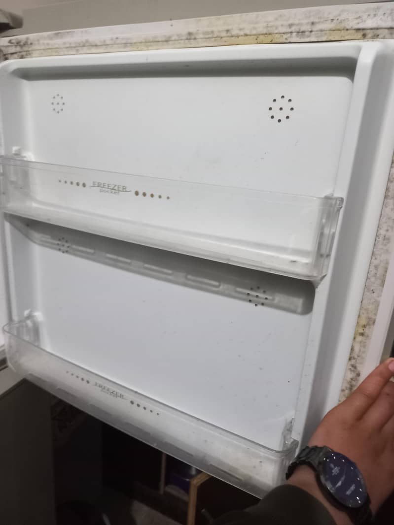 refrigator 4