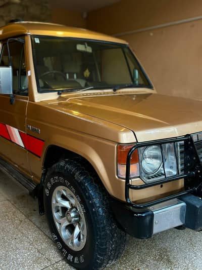 Mtsubishi Pajero Super Wagon Turbo 1987