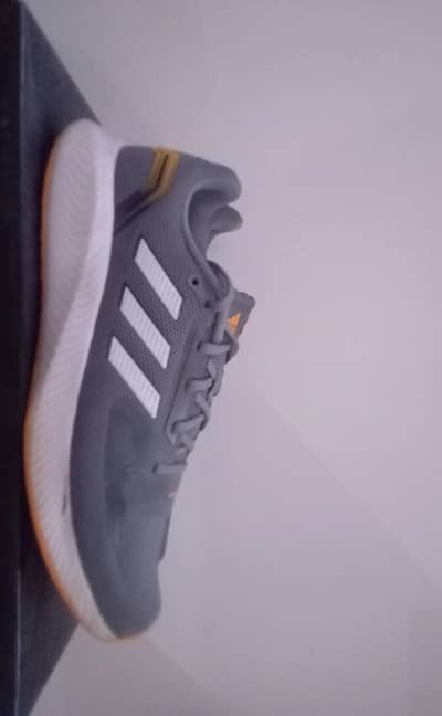 Adidas runfalcon 2.0 original pair of running shoes