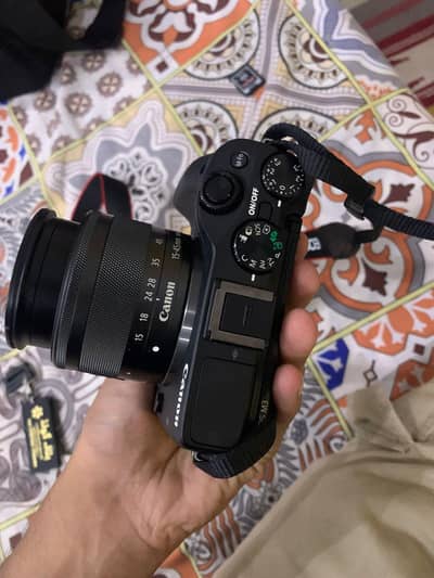 Canon EOS M30 Mirrorless Camera – Used (Very Good Condition)