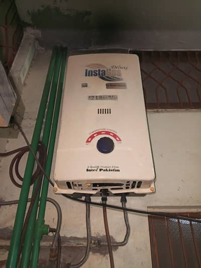 Insta Gas 12Litre Deluxe Instant Water Heater,(LPG Cylinder +Sui Gas)