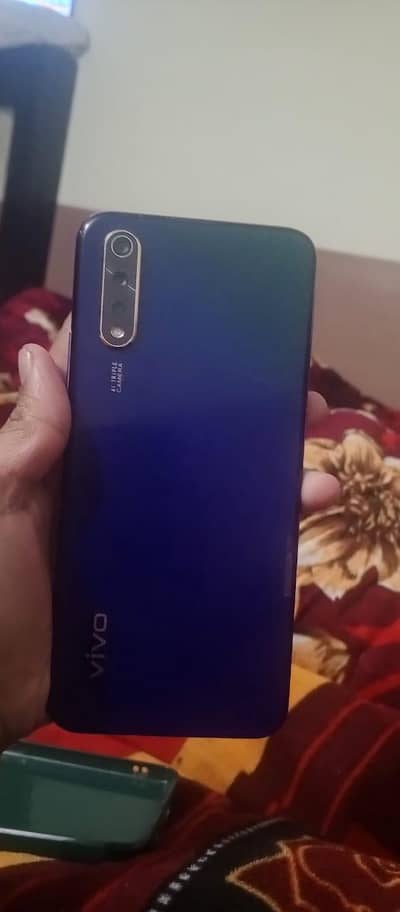 8/256GB EXCHANGE POSSIBLE