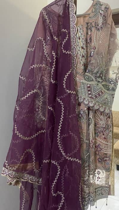 Barooque 3pc embroidered suit