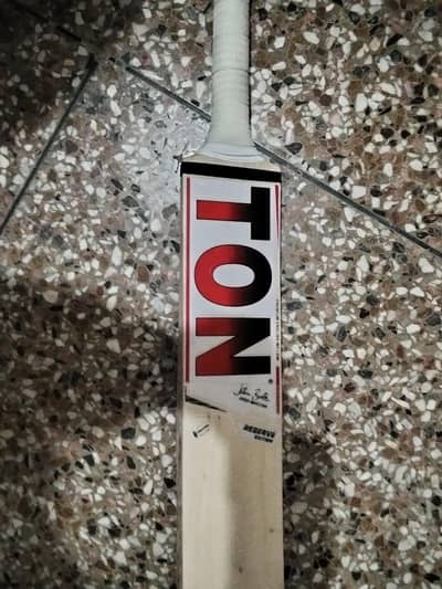 Used Knocking Ball, Indoor Cricket Bat