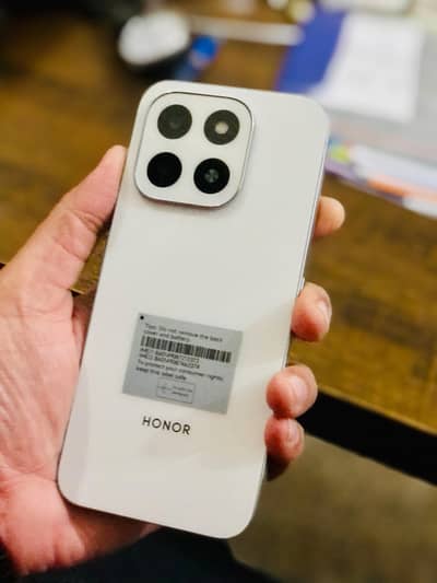 im salling my honor 6xc brand new just box open