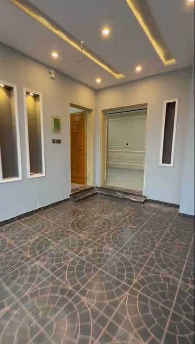 5.35 Marla Double-Story Corner House 50 Ft Wide Road Gulberg Avenue, Bahawalpur