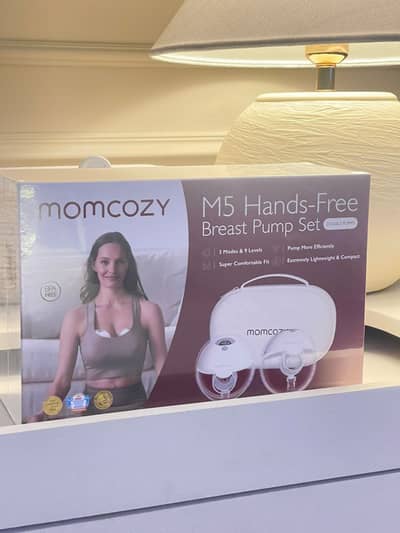  Brand New Momcozy M5 Hands-Free Breast Pump – Sealed in Box 