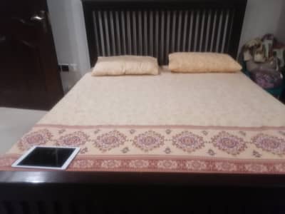 Pure Wood (Sheesham) Bed for Sale
