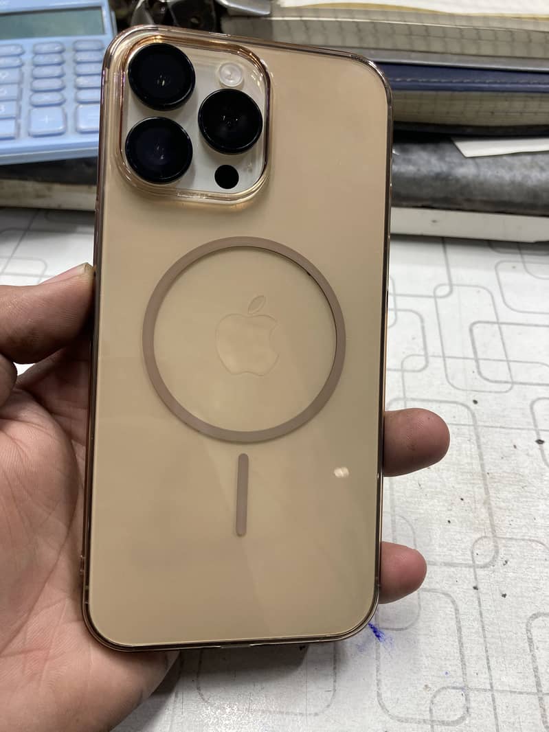 Iphone 14pro max 0