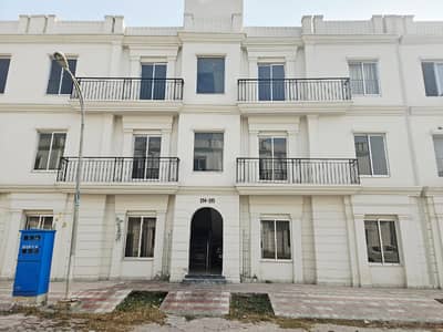 I RENTOUT 5 MARLA FLAT IN BAHRIA ORCHARD LAHORE