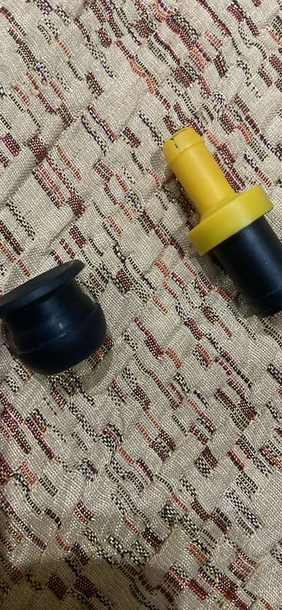 Honda 17130-PWA-003 PCV Valve and Bush