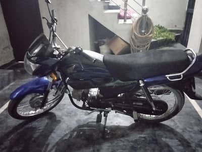 New bike ten ten condition 03052626111 is Par rabta kr ly