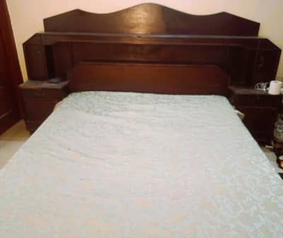 double bed with dressing table for sale