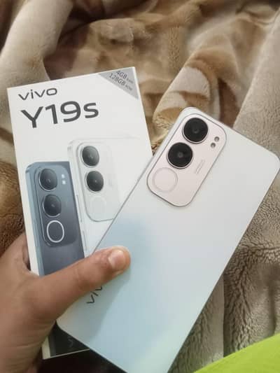 vivo Y19s