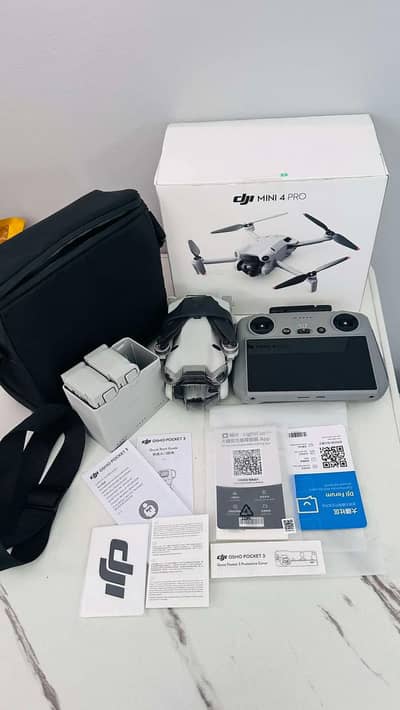 DJI Mini 4Pro Fly More Combo excellent condition