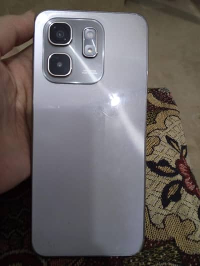 Like new Infinix Hot 50i, no issues at all. Best price for quick sale.