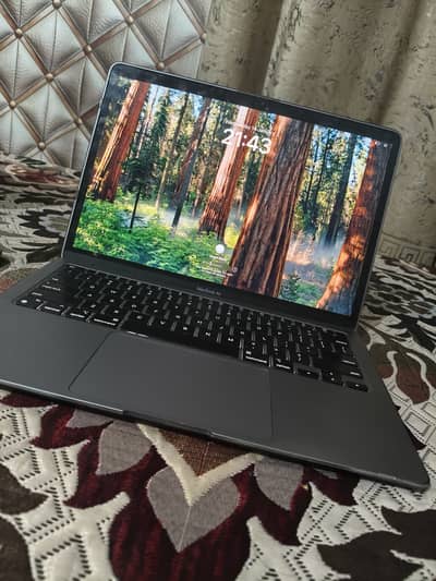 Apple MacBook Air M1 | 8GB / 256GB Space Gray