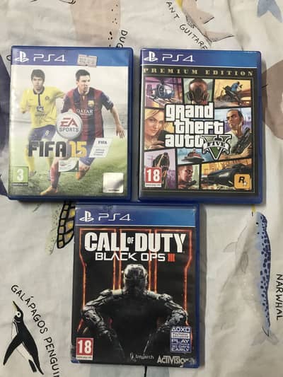 Ps4 dvds gta v. . cod black ops 2. . fifa 15